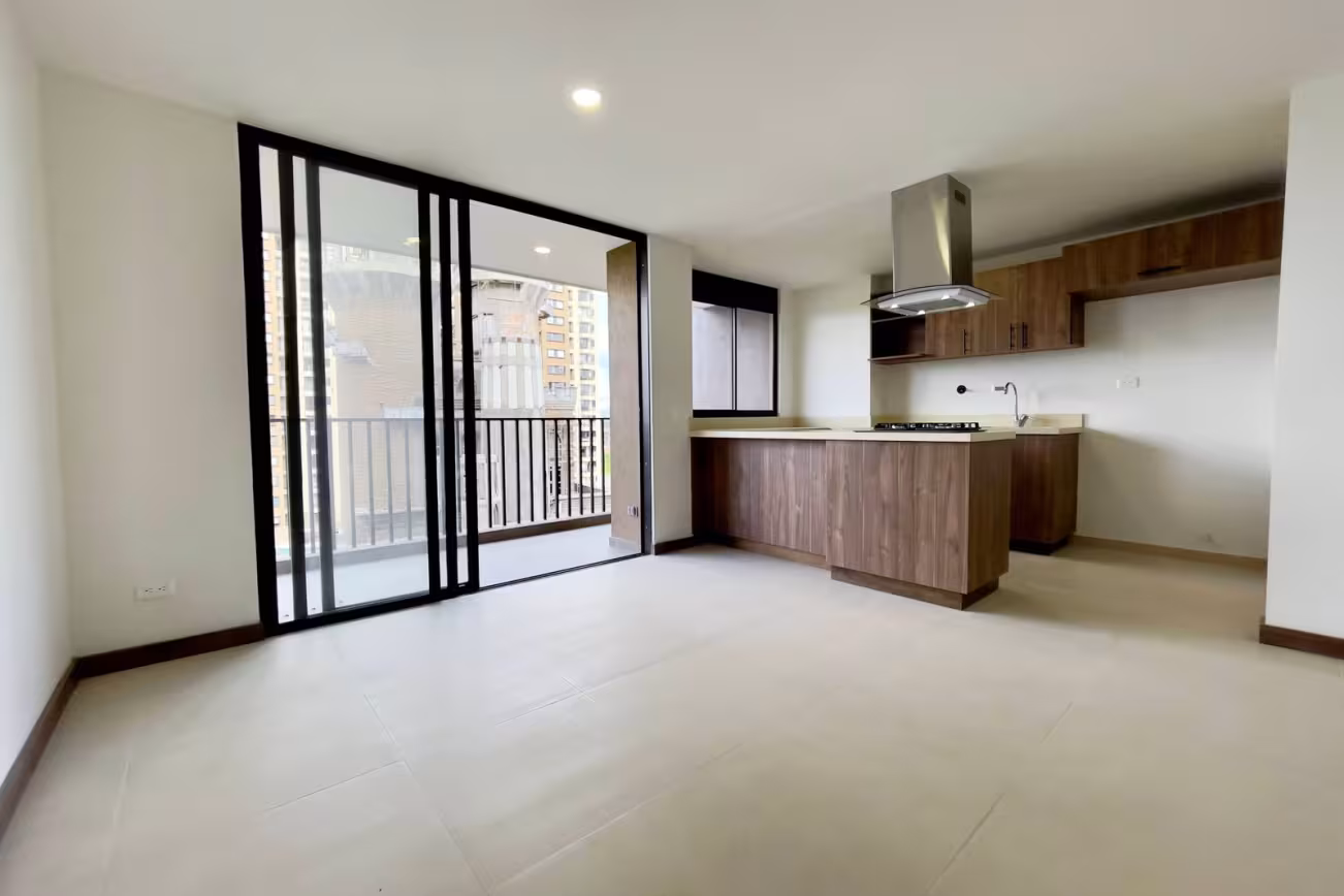 Cocina, Sala, Balc&oacute;n