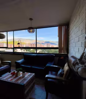 Apartamento con luz natural en todas las &aacute;reas sociales, ideal para familias