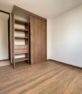 Habitaci&oacute;n 2 - Closet