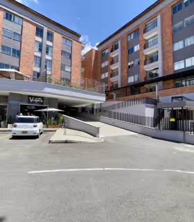 Exterior 2