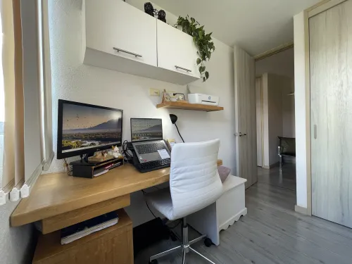 Habitaci&oacute;n 2 - Zona de trabajo